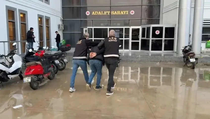 Hatay'da FETÖ Firarileri Yakalandı