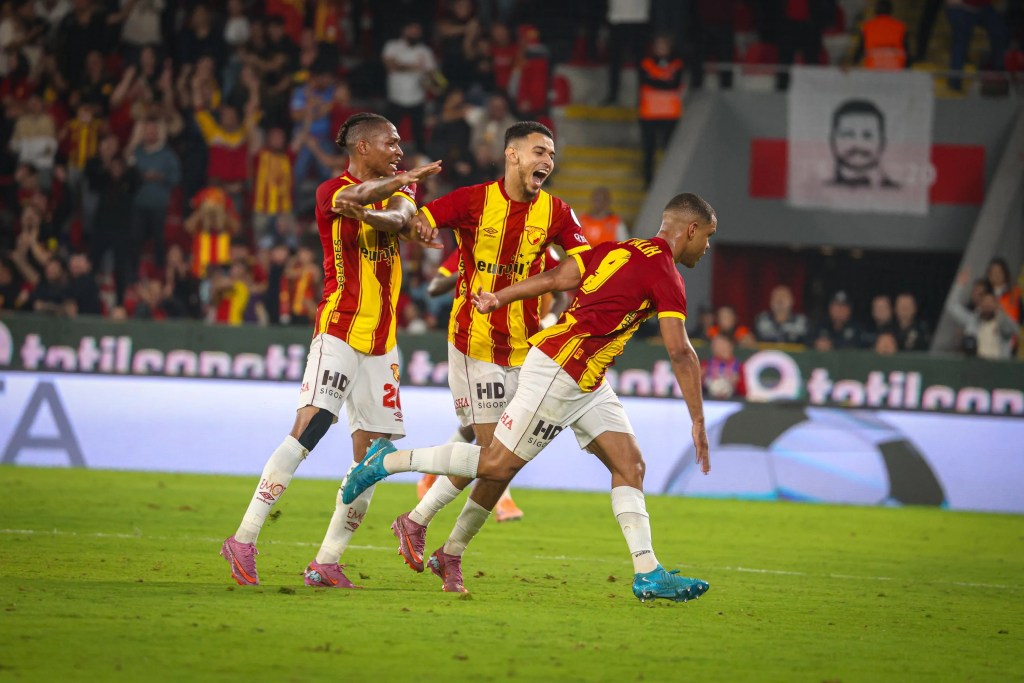 Göztepe'nin Başakşehir Karşısındaki Üstünlüğü