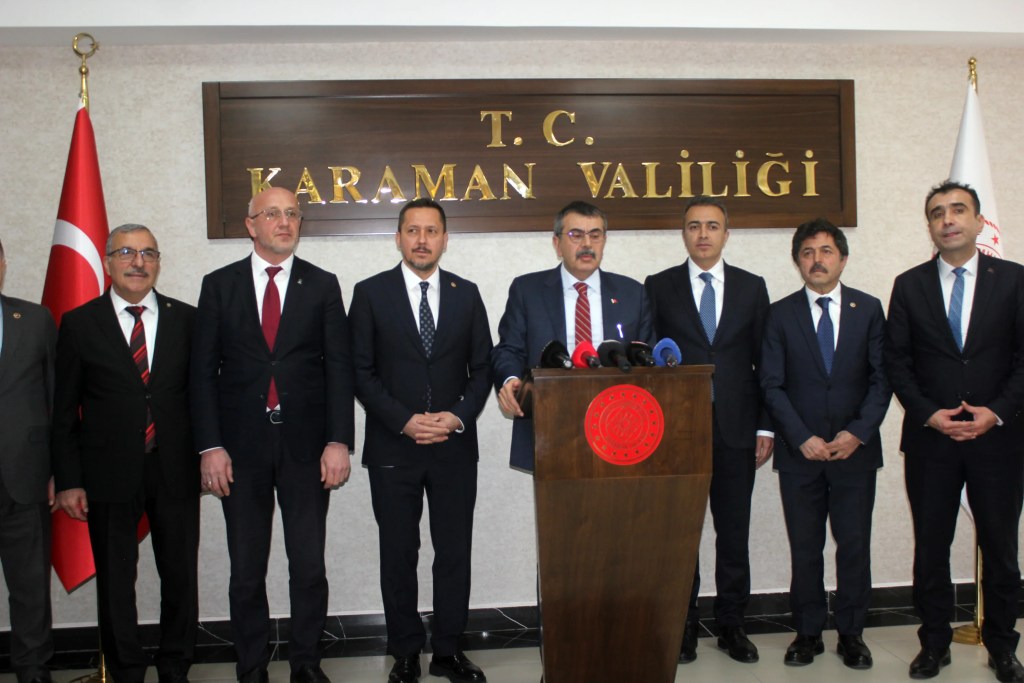 Bakan Tekin Eğitimde Şiddeti Azaltmak İçin Çalışmalarını Sürdürüyor