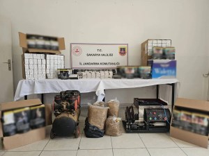 Sakarya'da Kaçak Tütün Operasyonu: Üç Kişi Gözaltında