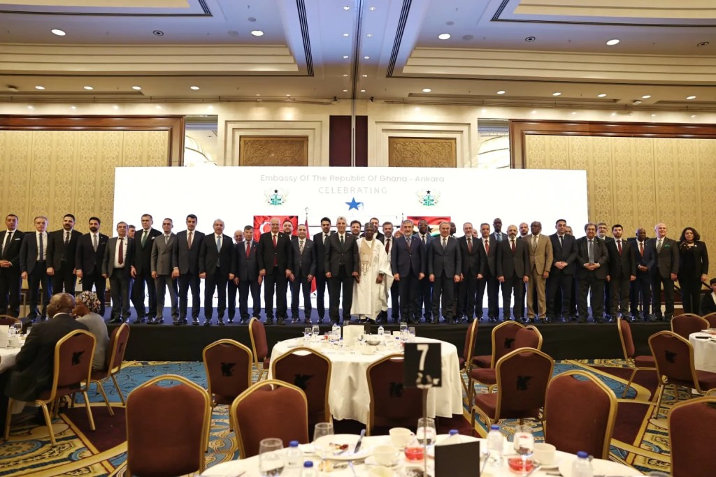 Türkiye ve Gana Arasında Ticaret Hedefi 1 Milyar Dolar