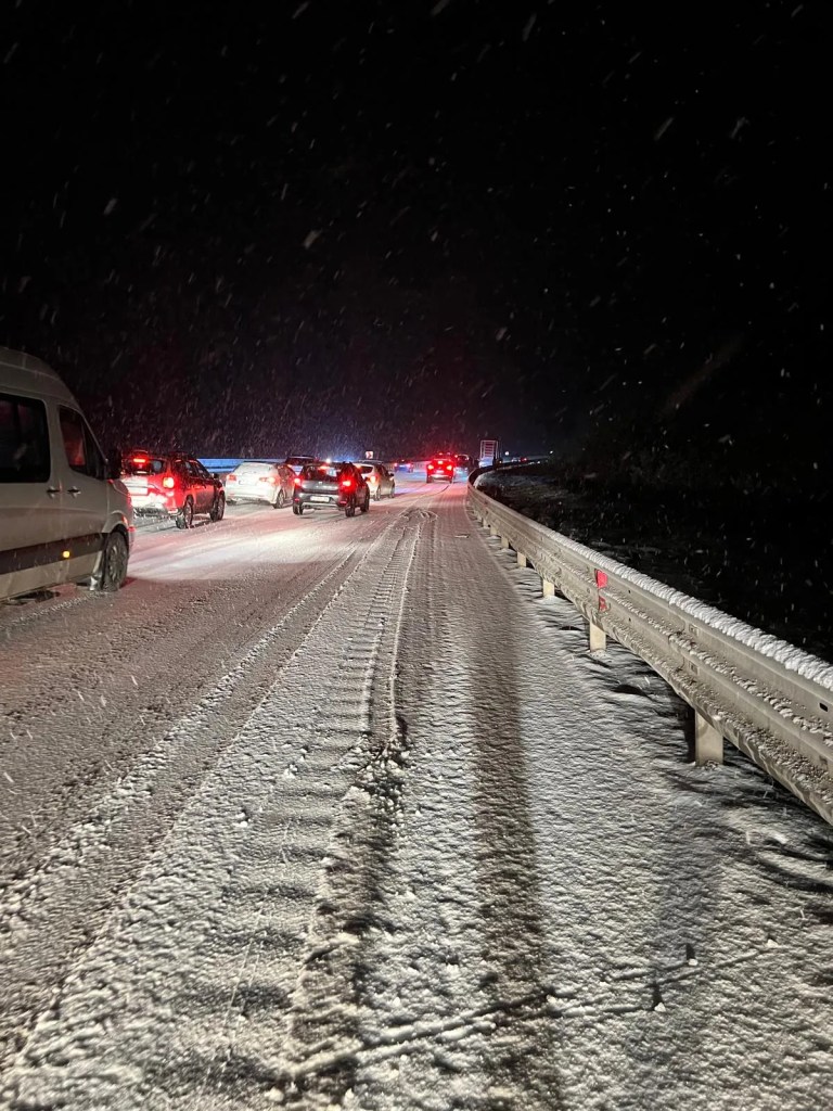 Kastamonu'da Kar Yağışı Ulaşımı Felç Etti