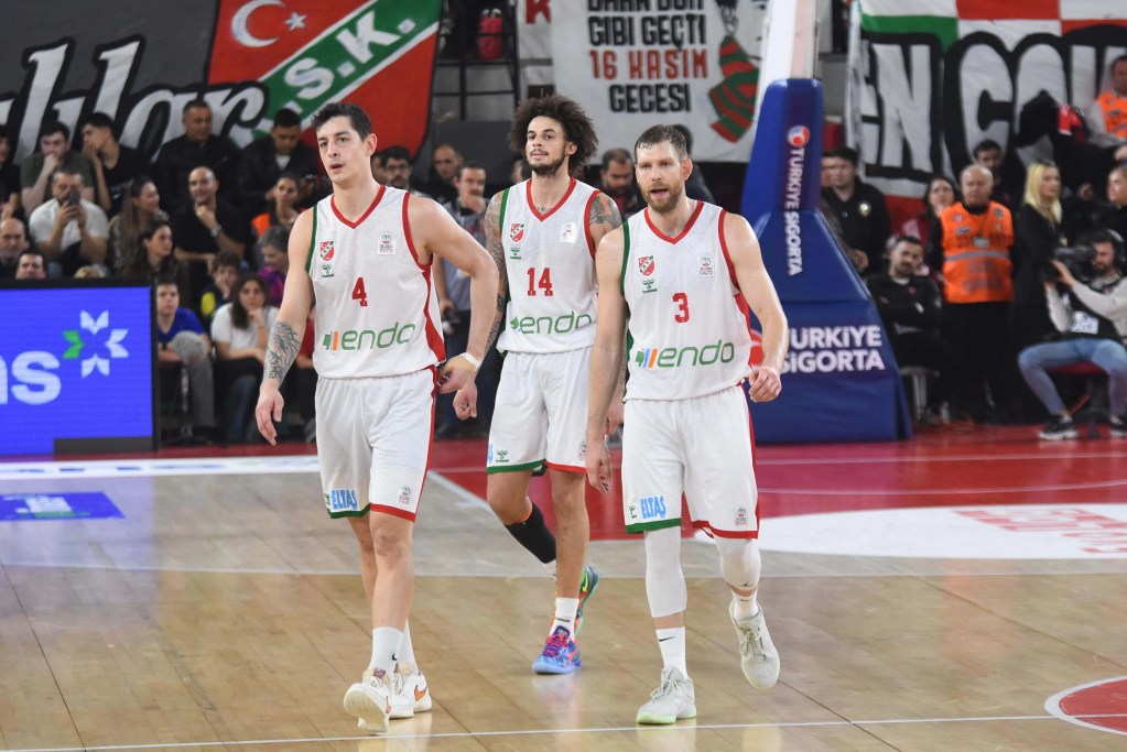 Karşıyaka Trabzonspor Deplasmanında Galibiyet Arıyor
