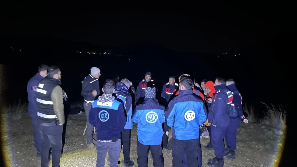 Adana'da Kaybolan Kadın İçin Arama Çalışmaları Sürüyor
