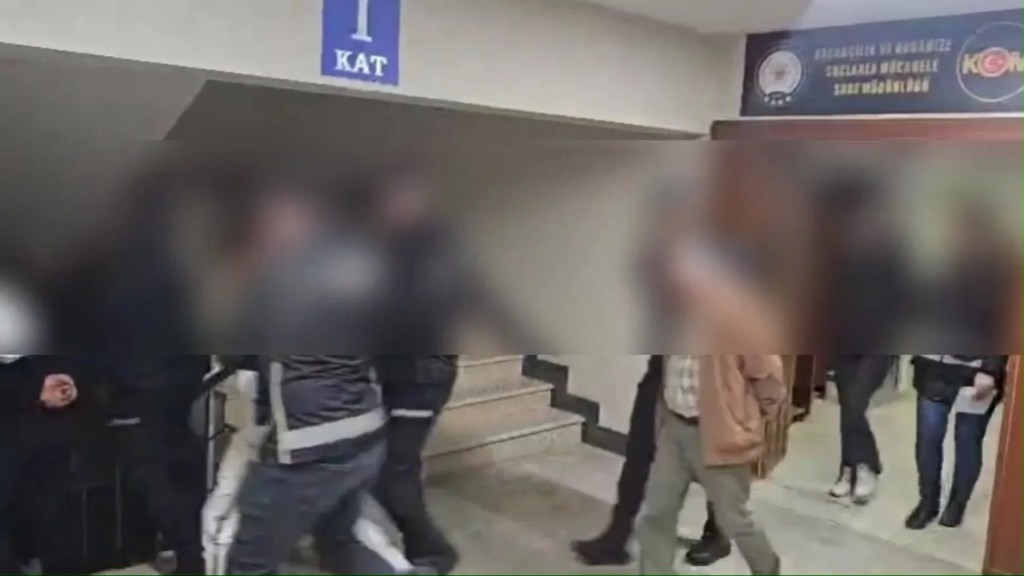 Sakarya'da Motosiklet Operasyonunda Üç Tutuklama