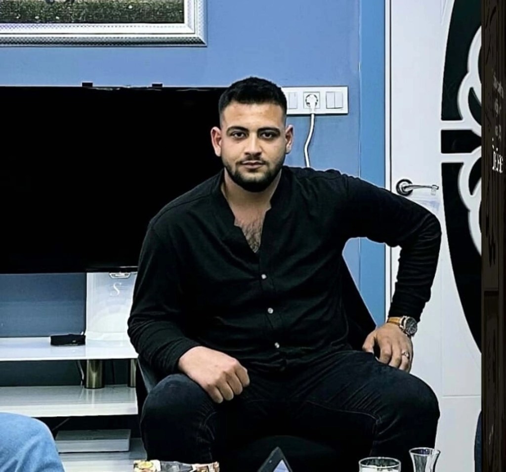 İzmir'de Şüpheli Takip Eden Genç Vurularak Hayatını Kaybetti