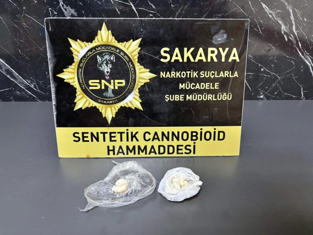 Sakarya'da Uyuşturucu Operasyonu: İki Kişi Tutuklandı