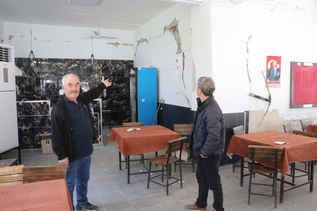 Denizli'de 5.1 Büyüklüğünde Deprem Korkuttu