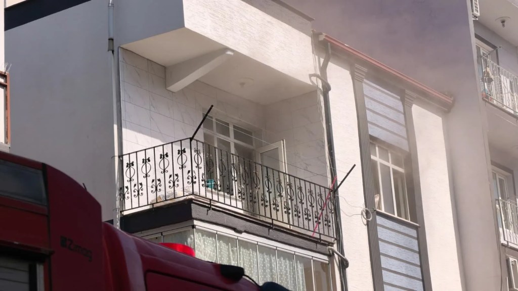 İnegöl'de Yemek Yangını Korkuttu