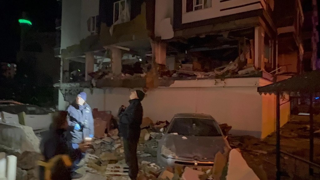 Niğde'de Doğal Gaz Patlaması: 16 Kişi Yaralandı