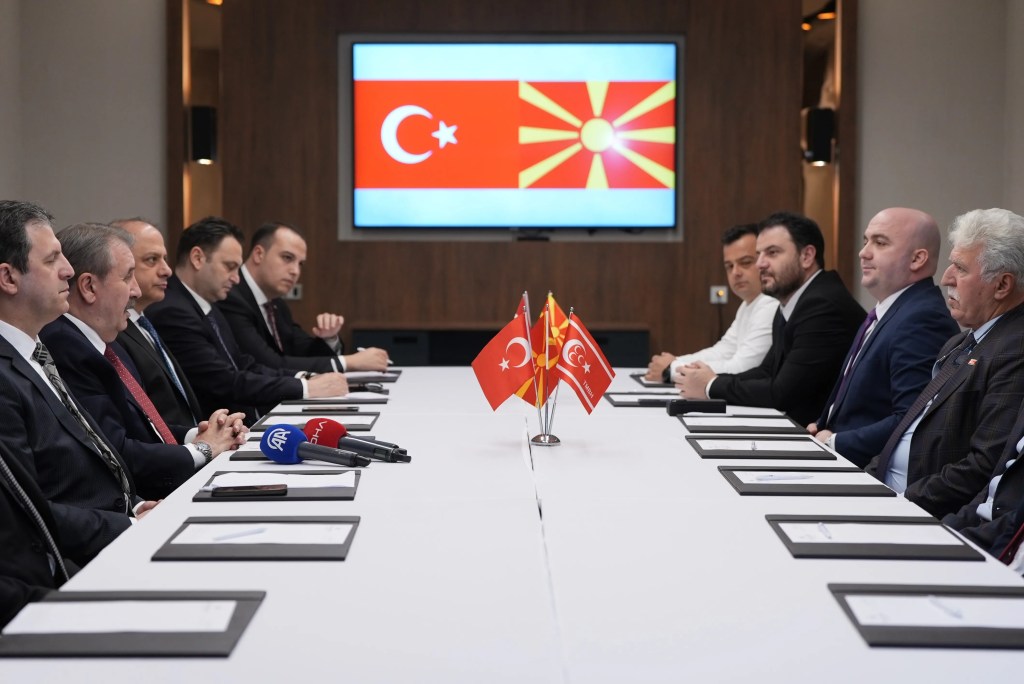 Mustafa Destici Üsküp'te Ziyaretlerde Bulundu