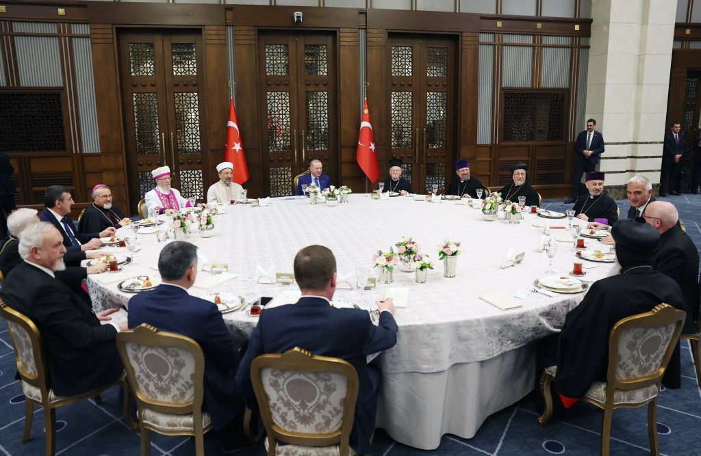 Erdoğan Dini Azınlıklarla İftarda Buluştu