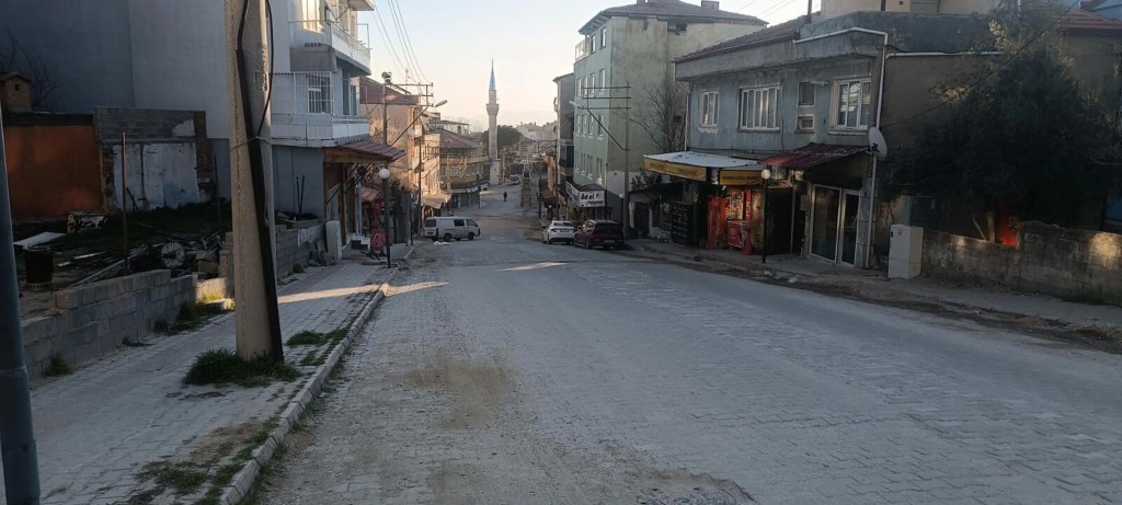Denizli'de 4 Büyüklüğünde Deprem Korkuttu