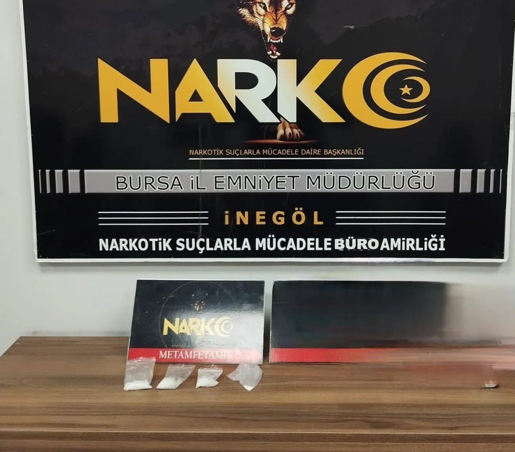 İnegöl'de Araç Takibinde Uyuşturucu Operasyonu