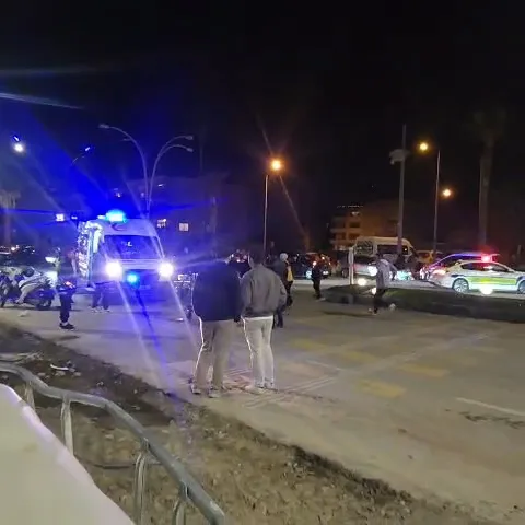 İskenderun'da Kaza: Otomobil Takla Attı, 2 Yaralı