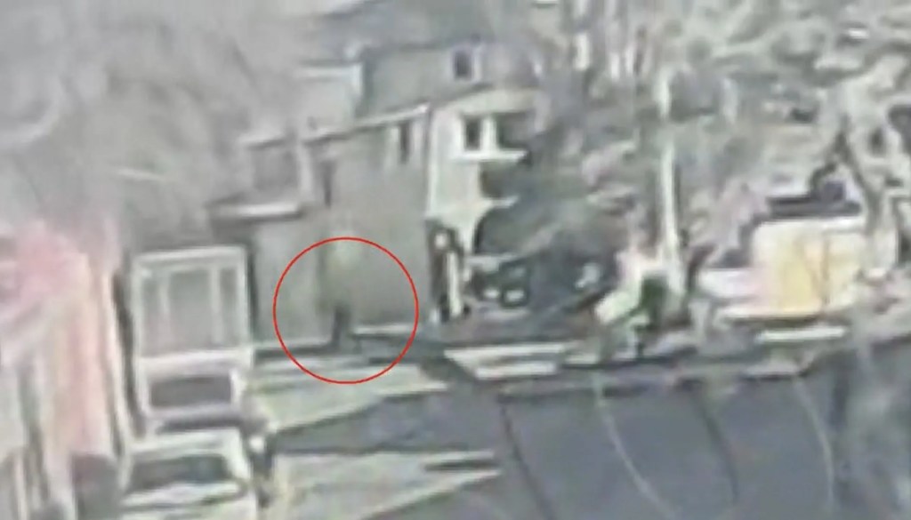 Beyoğlu'nda Silahlı Saldırı: Tanımadığı Kişiyi Vurdu