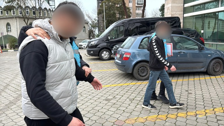Trabzonspor Otobüsüne Saldırı: Üç Polis Açığa Alındı