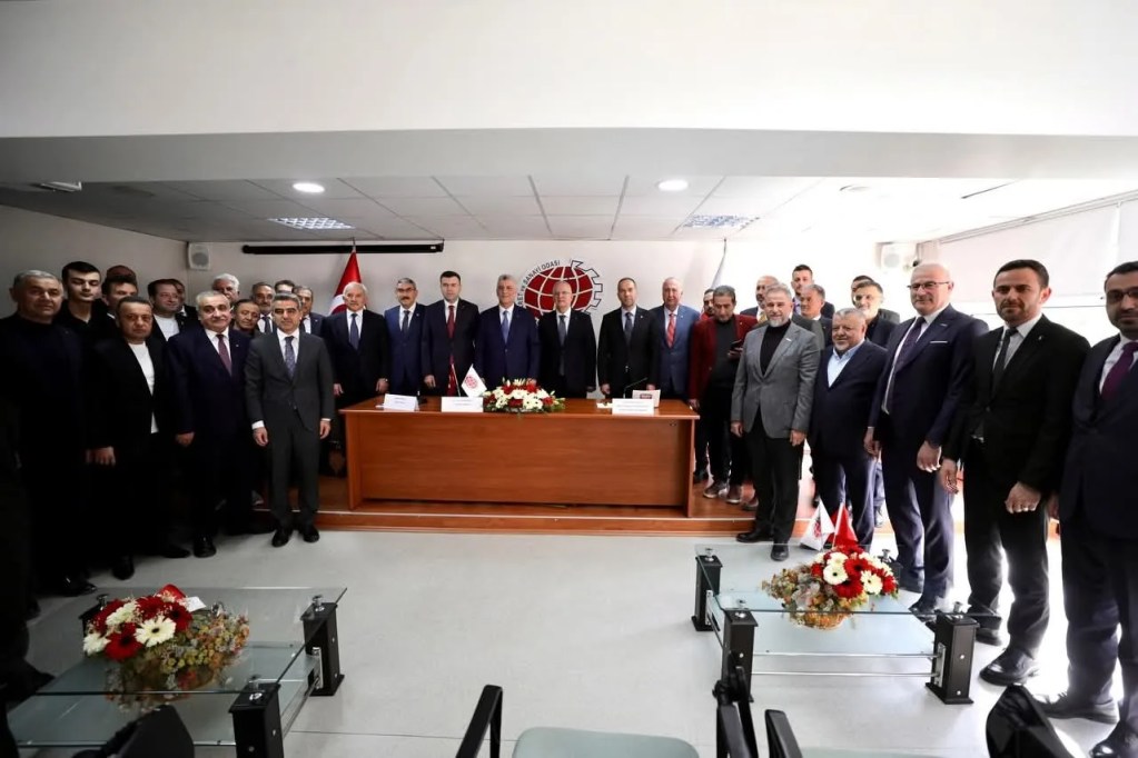 Bakan Bolat: İhracatımız 400 Milyar Dolara Yaklaştı