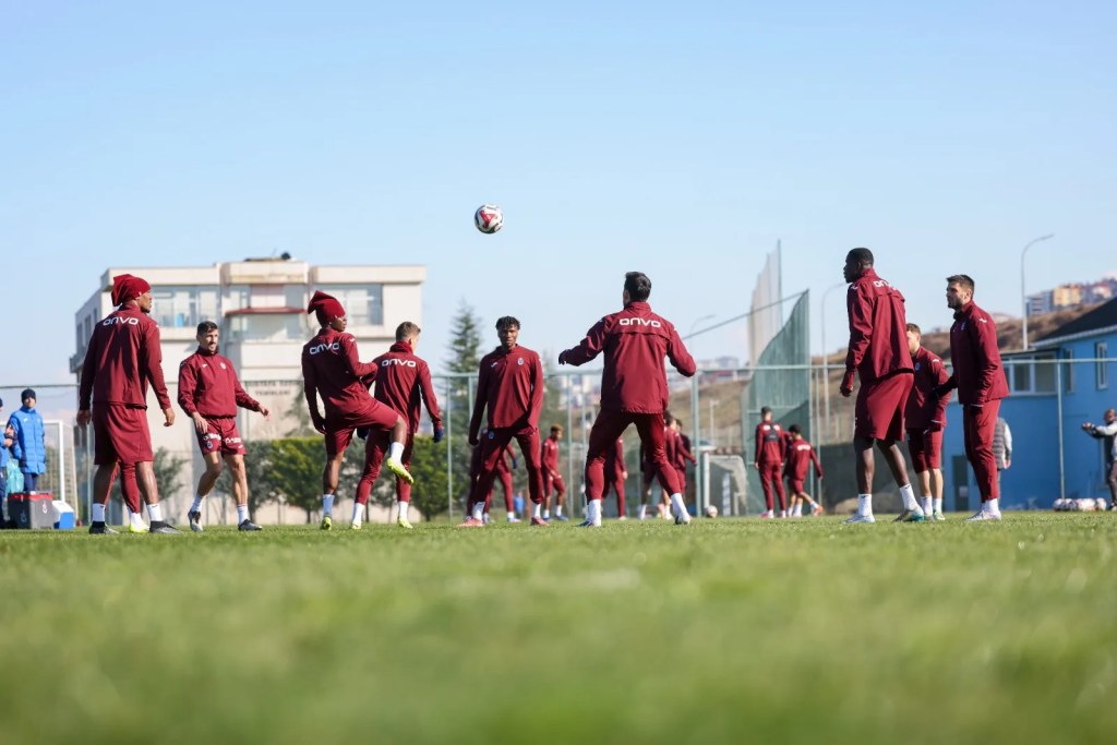 Trabzonspor Rizespor Maçı İçin Hazırlıklarına Devam Ediyor