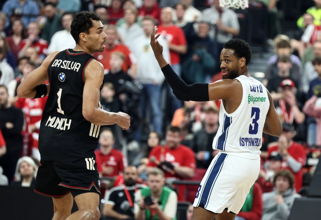 Anadolu Efes Bayern Münih'i Son Anda Geçti