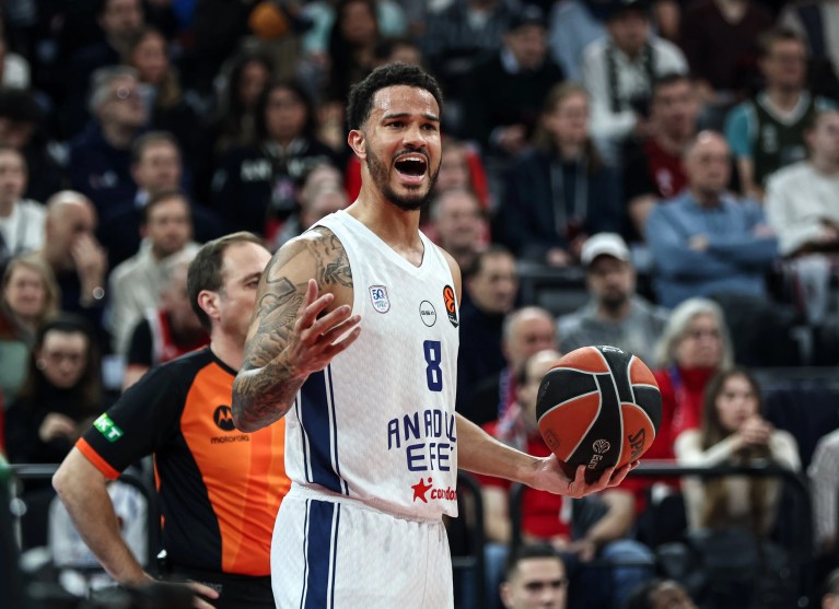 Anadolu Efes Bayern Münih'i Son Anda Geçti