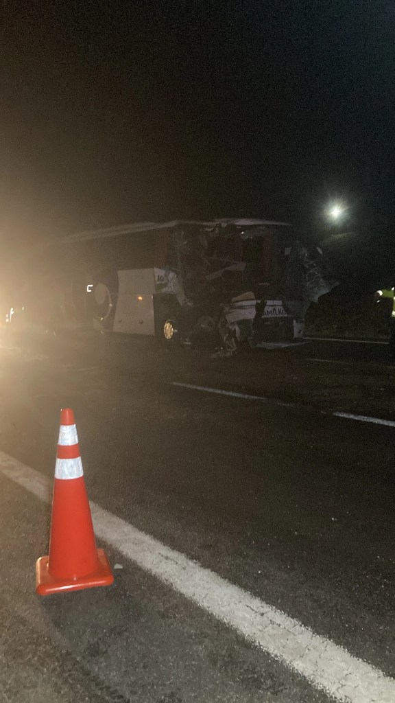 Ankara'da Yolcu Otobüsü Kazası: 1 Ölü, 15 Yaralı