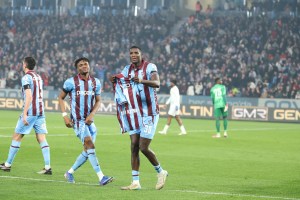 Trabzonspor Zirve Takibini Sürdürüyor
