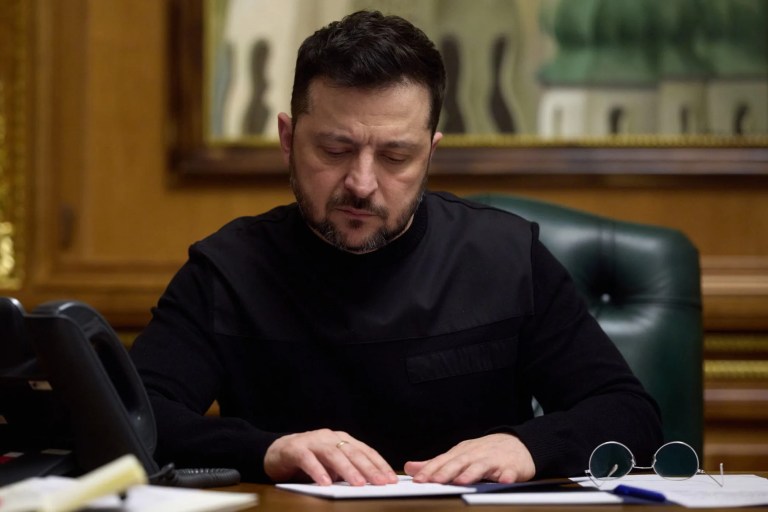 Zelenskiy: Rusya'dan Yoğun Füze ve İHA Saldırısı