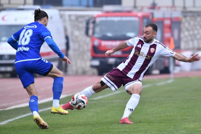 İnegölspor Evinde Erbaaspor'a Yenildi