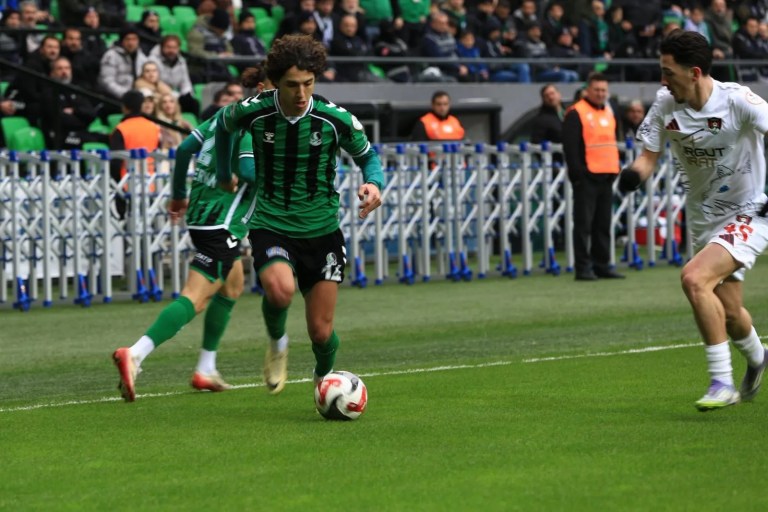 Sakaryaspor Son Dakika Golüyle Vanspor'u Yendi