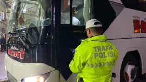 Bursa'da Bayram Öncesi Terminalde Trafik Denetimi