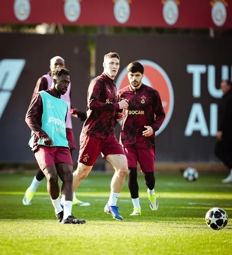 Galatasaray Liverpool Maçı İçin Hazırlıklarını Tamamlıyor