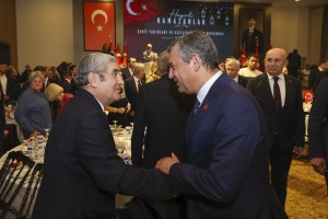Özgür Özel: İlk Ayda 18 Kanun Meclisten Geçecek