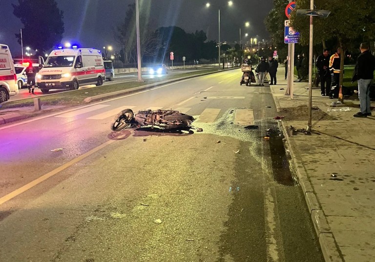Samsun'da Minibüs ve Motosiklet Kazası: 1 Ölü, 1 Yaralı
