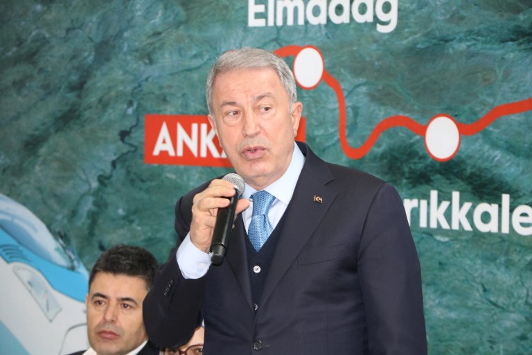 Hulusi Akar: 86 Milyon Tek Yürek Olduğu Sürece Engelleri Aşarız
