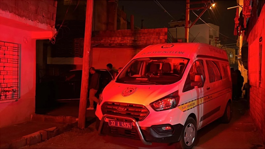 Mersin'de Silahlı Kavga: Genç Kız Hayatını Kaybetti