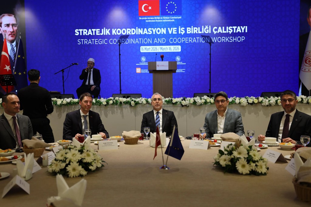 Bakan Işıkhan: 1200'ü aşkın proje ile önemli adımlar attık