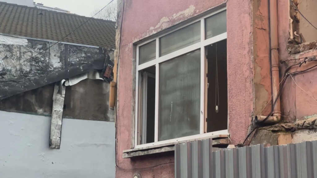Beyoğlu'nda Yangın: Bir Yaşındaki Bebek Hayatını Kaybetti