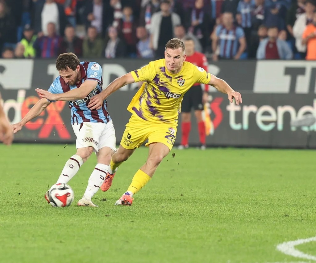 Trabzonspor ve Eyüpspor'un Dördüncü Karşılaşması