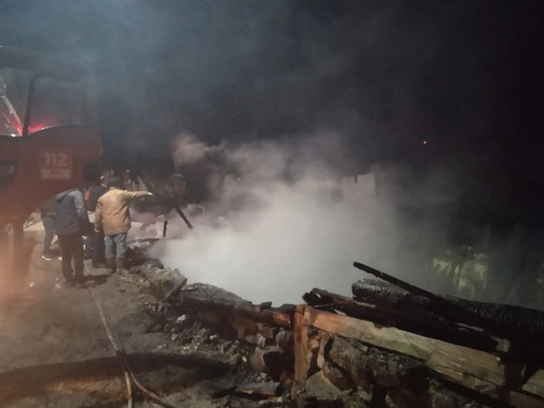 Bolu Mudurnu'da Tek Katlı Ev Yangında Kül Oldu