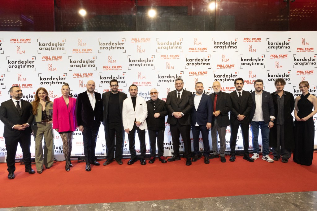 Kardeşler Araştırma Filmi Galasında Ünlüler Geçidi