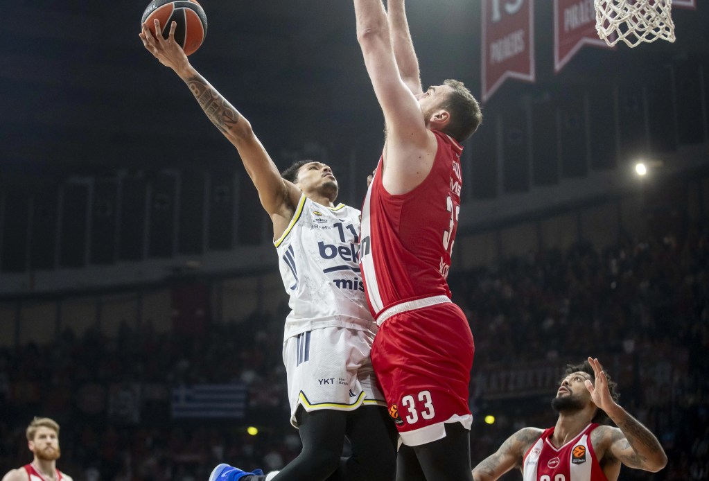 Fenerbahçe Beko Olympiacos'a Mağlup Oldu