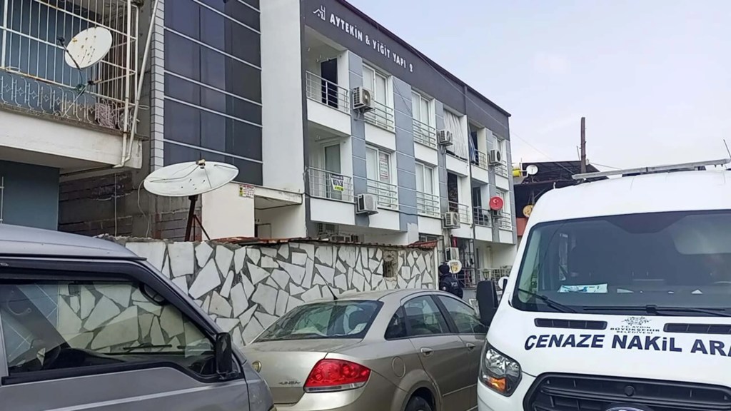 Nazilli'de Genç Adam Evinde Ölü Bulundu