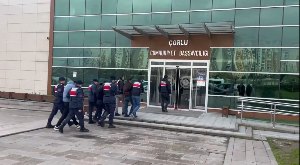 18 İlde Dolandırıcılık ve Bahis Operasyonu: 67 Kişi Tutuklandı