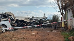 Antalya'da konteyner yangını: 5 çocuk ve hamile kadın öldü