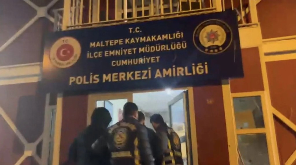 Maltepe'de Trafikte Yayaya Saldıranlara Ağır Ceza