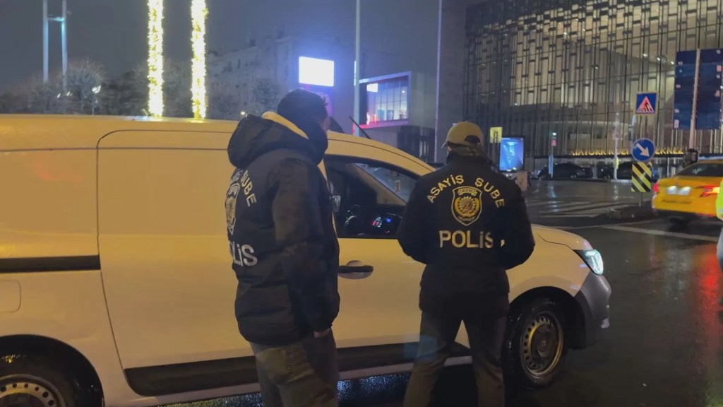 İstanbul'da Taksim ve Kadıköy'de Huzur Denetimi