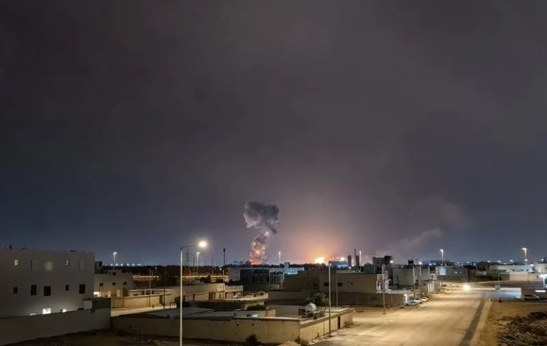 Suudi Arabistan'da Hava Sahasına Giren İHA'lar İmha Edildi