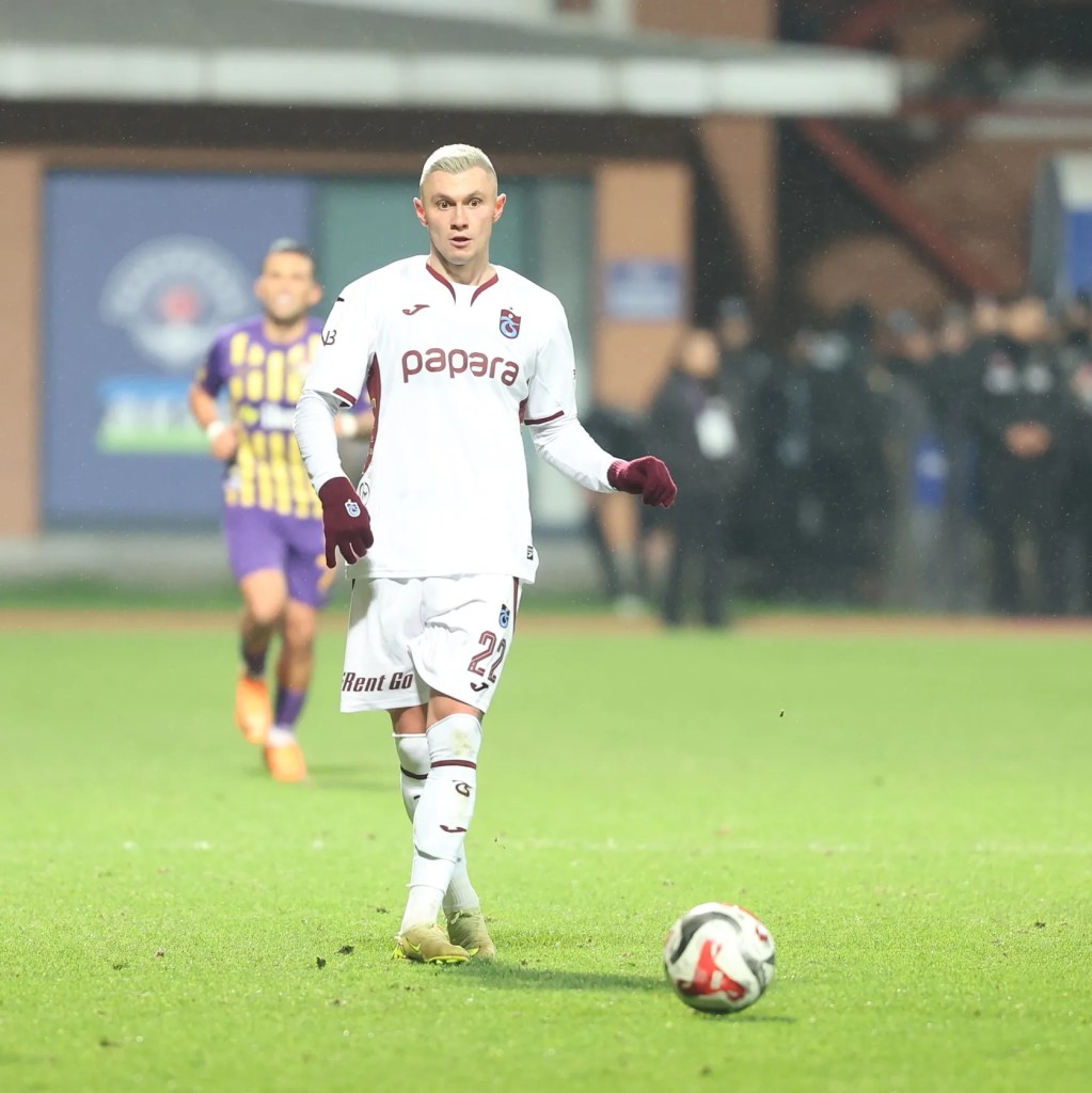 Trabzonspor'un 9 Futbolcusuna Milli Davet