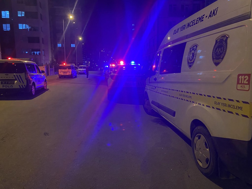 Kayseri'de Bıçaklı Kavga: Bir Kişi Ağır Yaralandı
